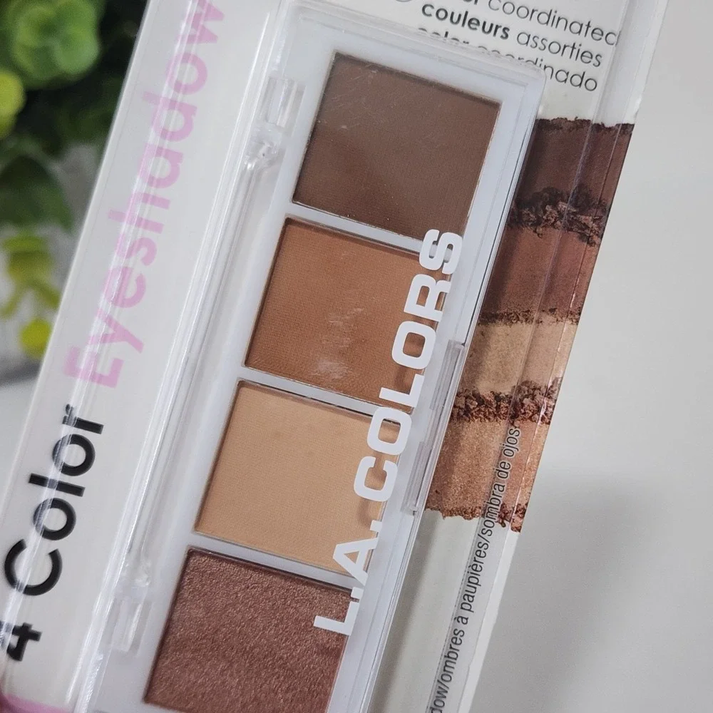 L. A. Colors 4 Color Eyeshadow Classics Palette C62126 ~ New Unopened